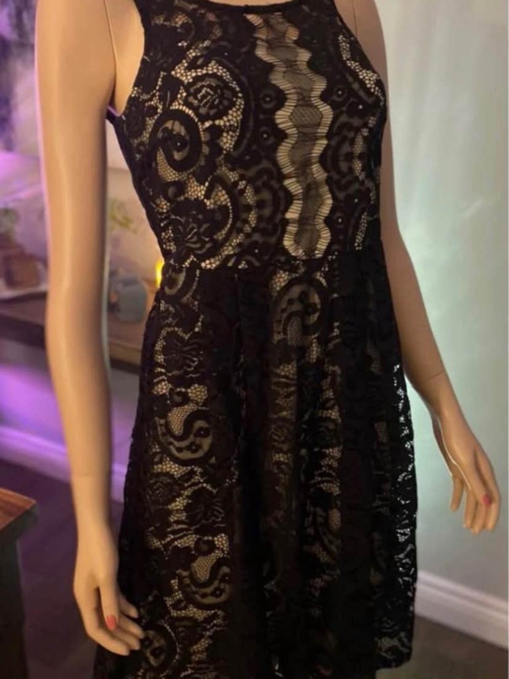 NWT: Ricki’s Sleeveless Nude with Black Lace Overlay A-Line  Dress - Size 2 - Picture 11 of 12